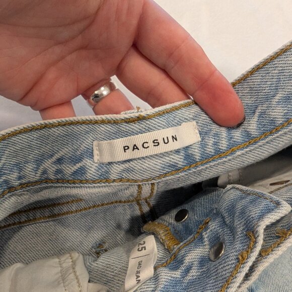 PACSUN Dad Jean 25 Ripped Frayed Light Wash Classic Straight Leg - Picture 6 of 10